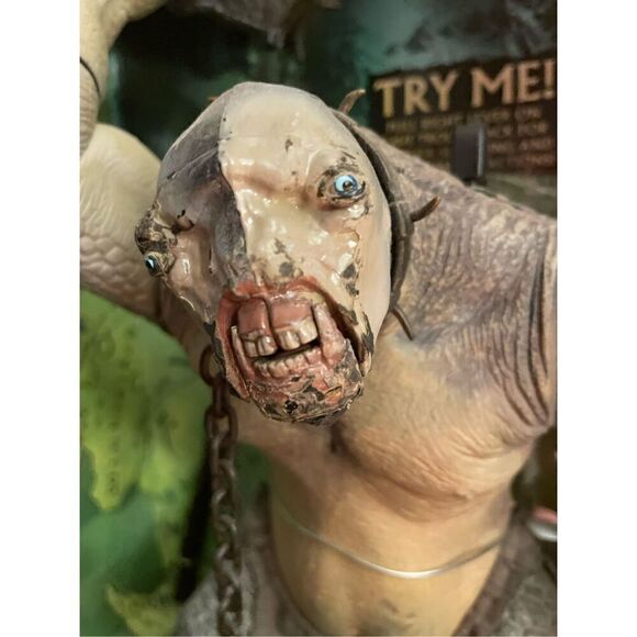 LOTR LORD OF RINGS TOYBIZ TOY BIZ GREEN BOX CAVE TROLL SOUND & ACTION FIGURE NIB - Picture 2 of 16